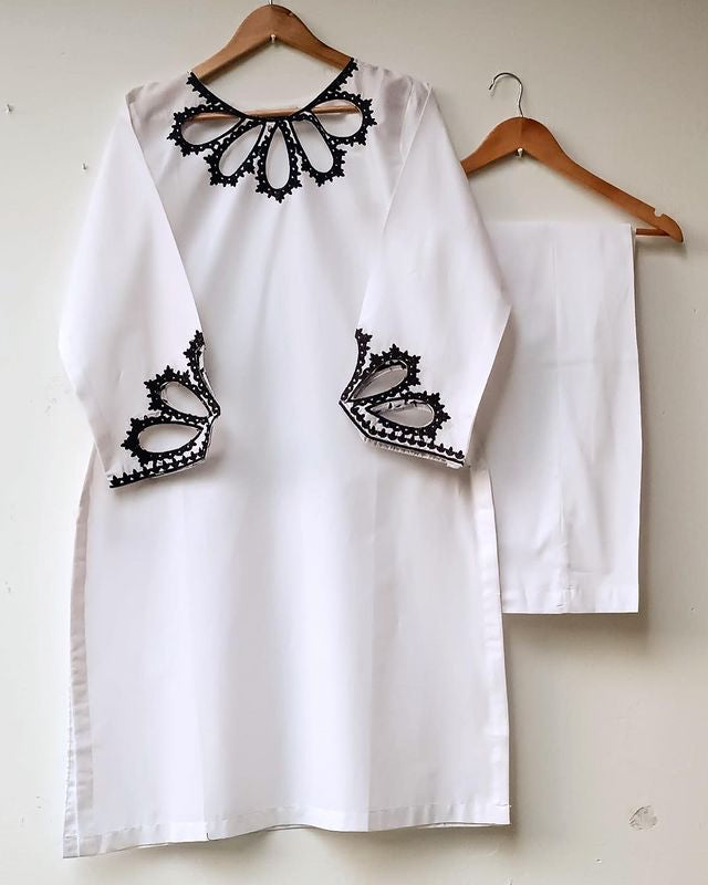 𝟐 𝐏𝐢𝐞𝐜𝐞 𝐋𝐮𝐛𝐚𝐧𝐚 𝐂𝐨𝐭𝐭𝐨𝐧