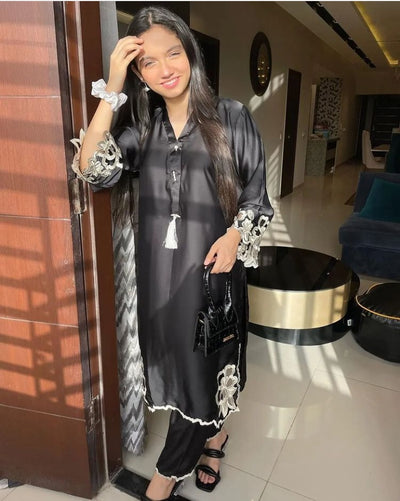 𝟐 𝐩𝐢𝐞𝐜𝐞  𝐎𝐥𝐝 𝐜𝐮𝐭𝐰𝐨𝐫𝐤