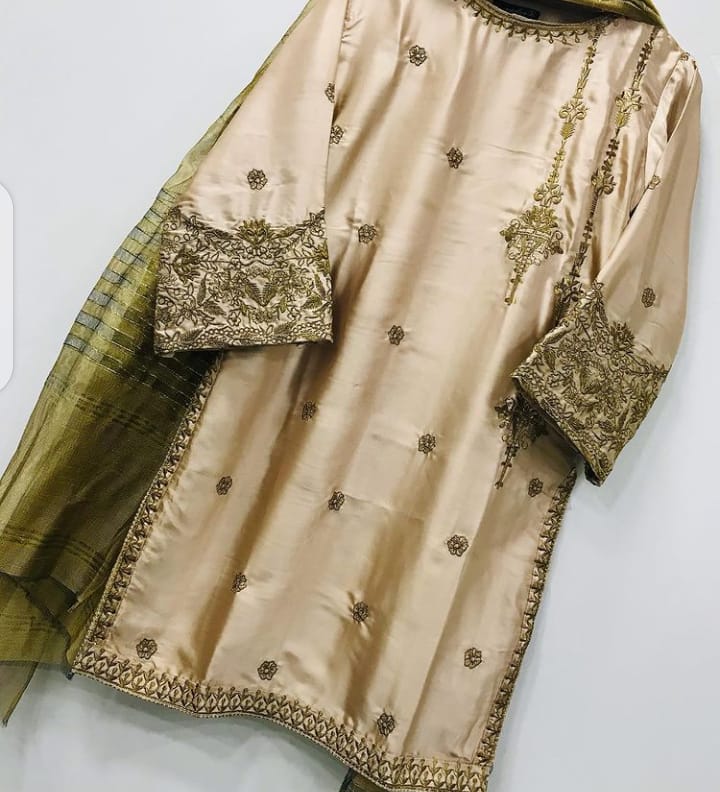 𝟑 𝐏𝐢𝐞𝐜𝐞 𝐍𝐞𝐰 𝐓𝐢𝐥𝐚