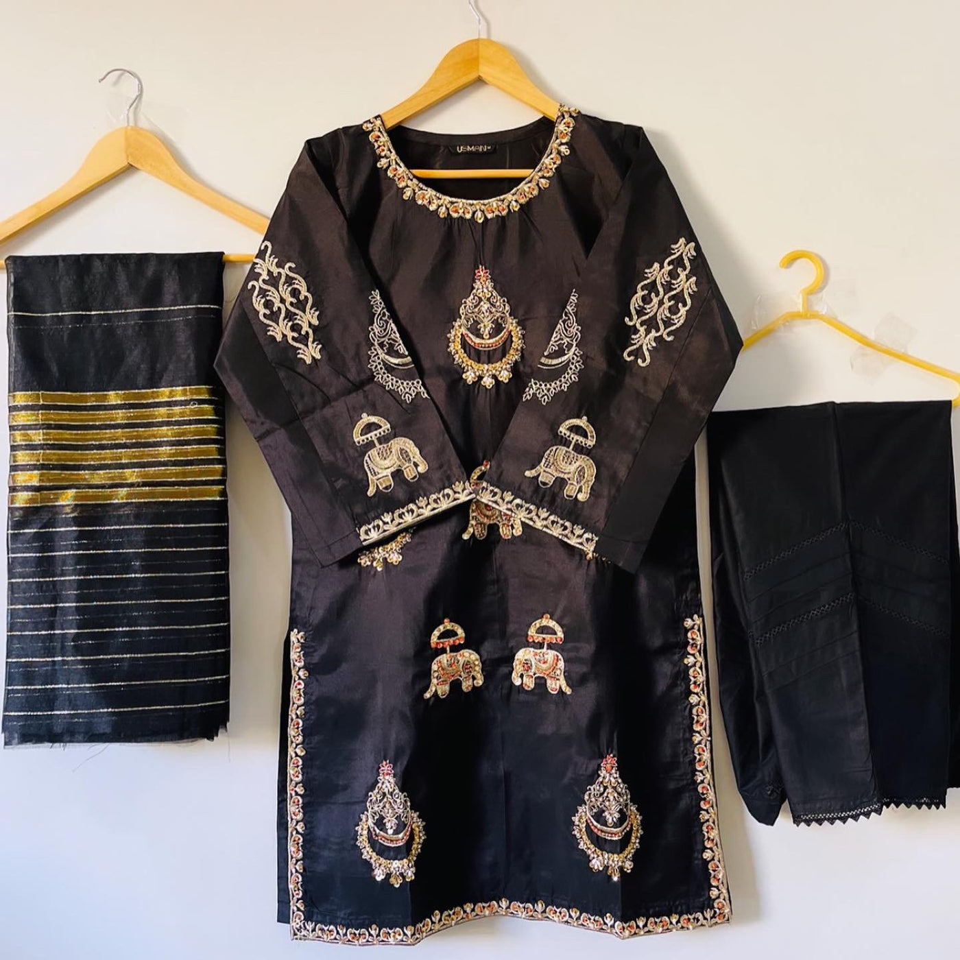 𝟑𝐩𝐢𝐞𝐜𝐞 𝐞𝐥𝐞𝐩𝐡𝐞𝐧𝐭 𝐤𝐚𝐭𝐭𝐚𝐧 𝐬𝐢𝐥𝐤