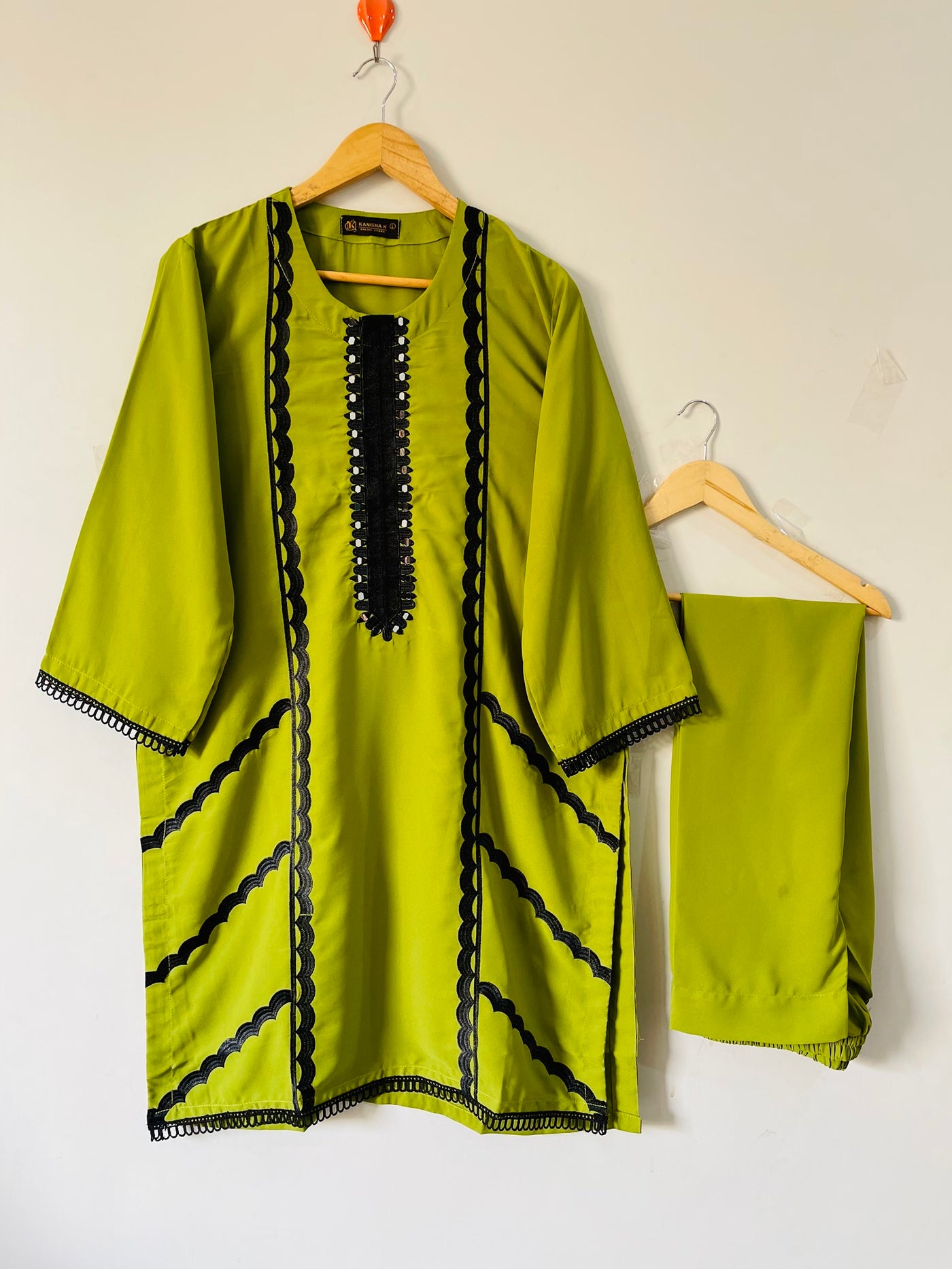 2 piece lace design embroidered