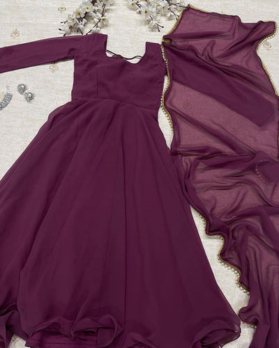 𝟐 𝐩𝐢𝐞𝐜𝐞 𝐍𝐞𝐰 𝐅𝐫𝐨𝐜𝐤