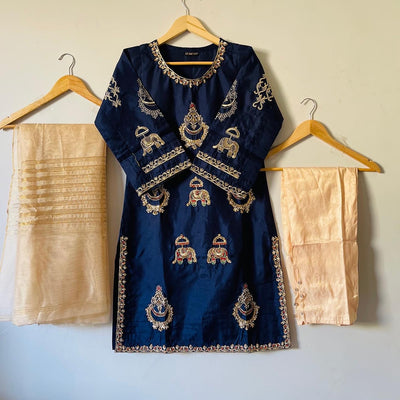 𝟑𝐩𝐢𝐞𝐜𝐞 𝐞𝐥𝐞𝐩𝐡𝐞𝐧𝐭 𝐤𝐚𝐭𝐭𝐚𝐧 𝐬𝐢𝐥𝐤